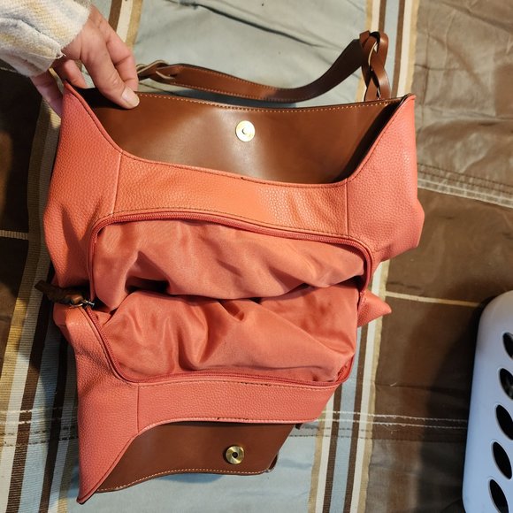 Purse - Picture 3 of 4